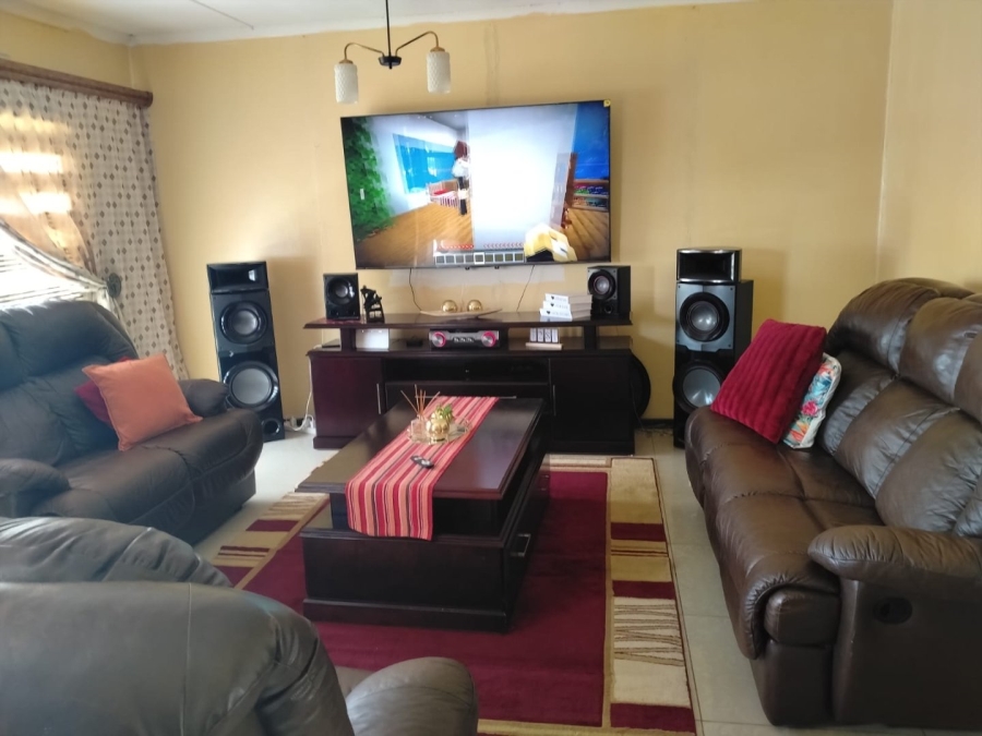 3 Bedroom Property for Sale in Odendaalsrus Free State